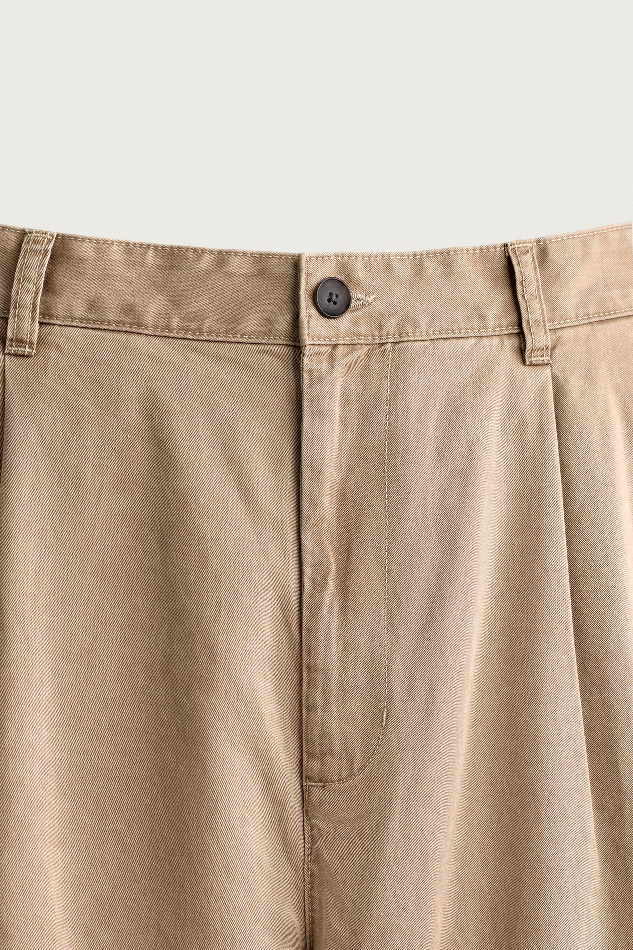PANTALON CHINO DÉCONTRACTÉ À PLIS